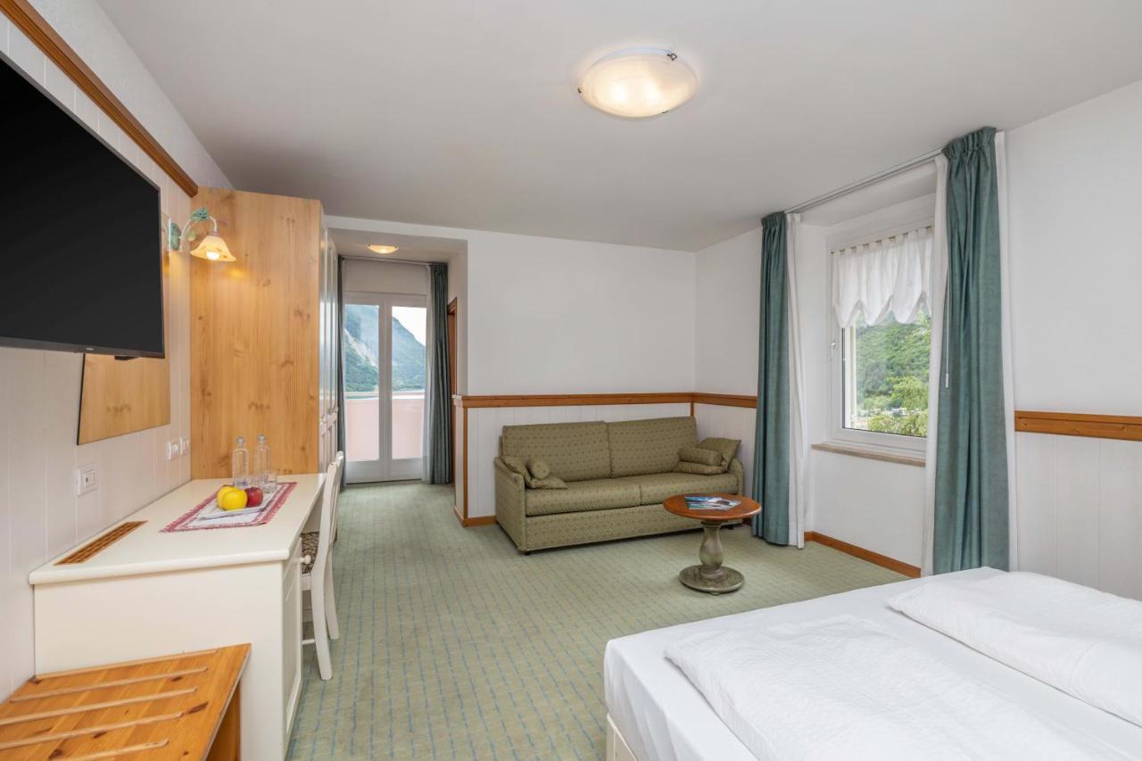 Hotel Londra Slow Living Molveno Extérieur photo